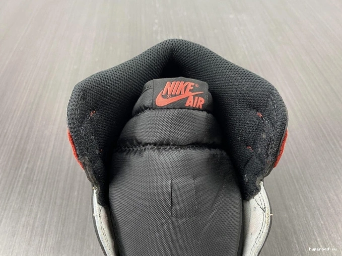 Air Jordan 555088-112 High 1 Track Retro Red 0802